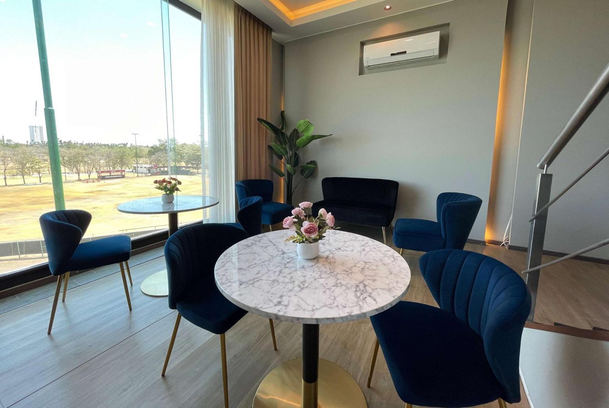 Esplendor By Wyndham Los Mochis Country Place Esterno foto